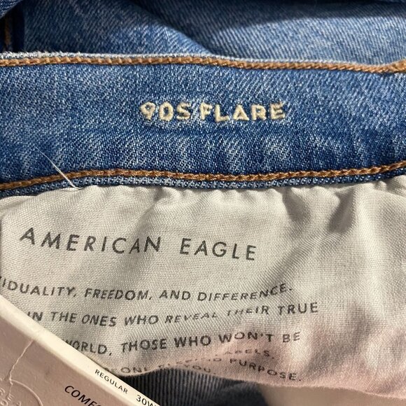 American Eagle 90s Flare Jeans High Rise Easy Bree - Picture 9 of 10